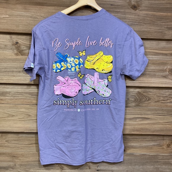 Simply Southern Croc Tee - Picture 6 of 7